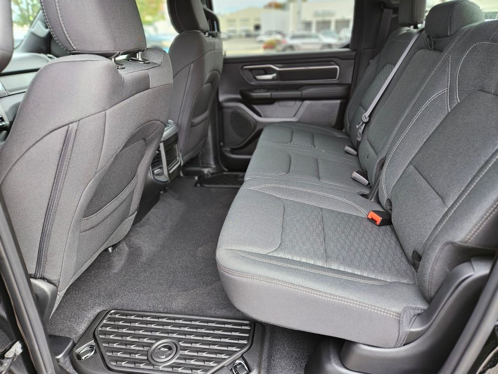 2026 RAM 1500 Big Horn/Lone Star - Photo 16