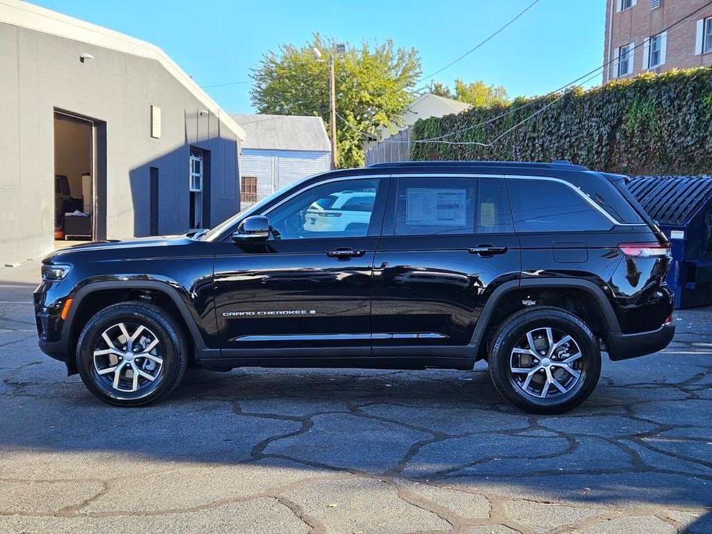 New 2025 Jeep Grand Cherokee Limited Sport Utility