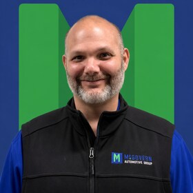 Staff member John Leming  from ID_bd682f