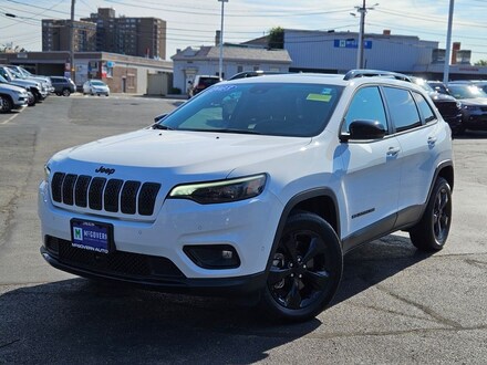 2023 Jeep Cherokee Altitude Lux SUV