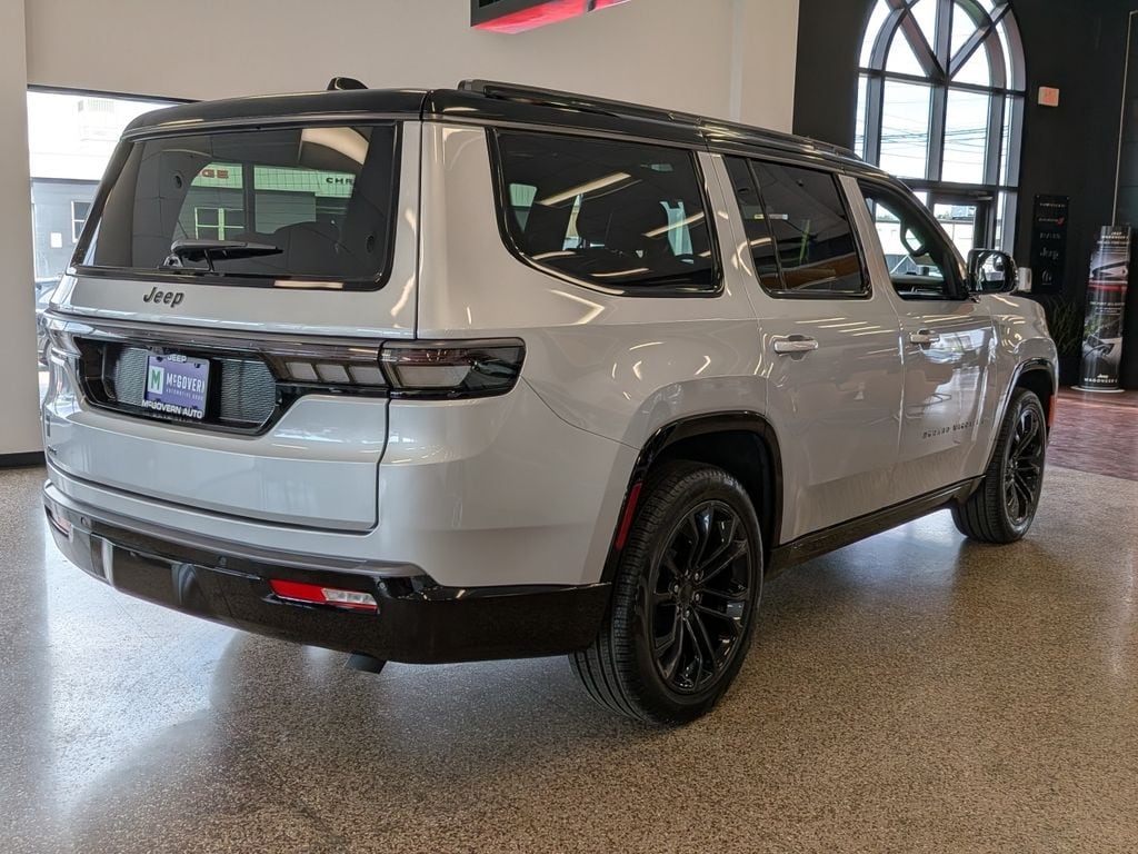 New 2026 Jeep Grand Wagoneer Summit Obsidian Sport Utility