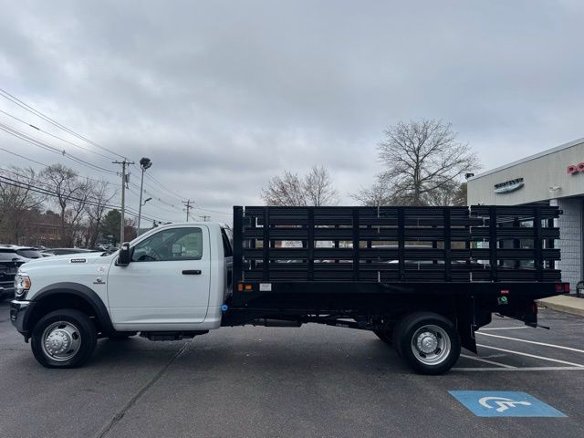 2024 Ram 5500 Tradesman photo 2