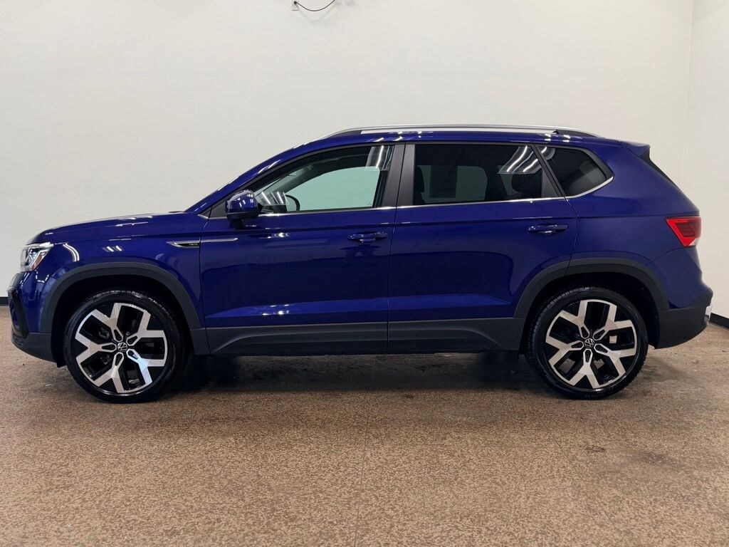 Used 2022 Volkswagen Taos 1.5T SEL 4MOTION SUV