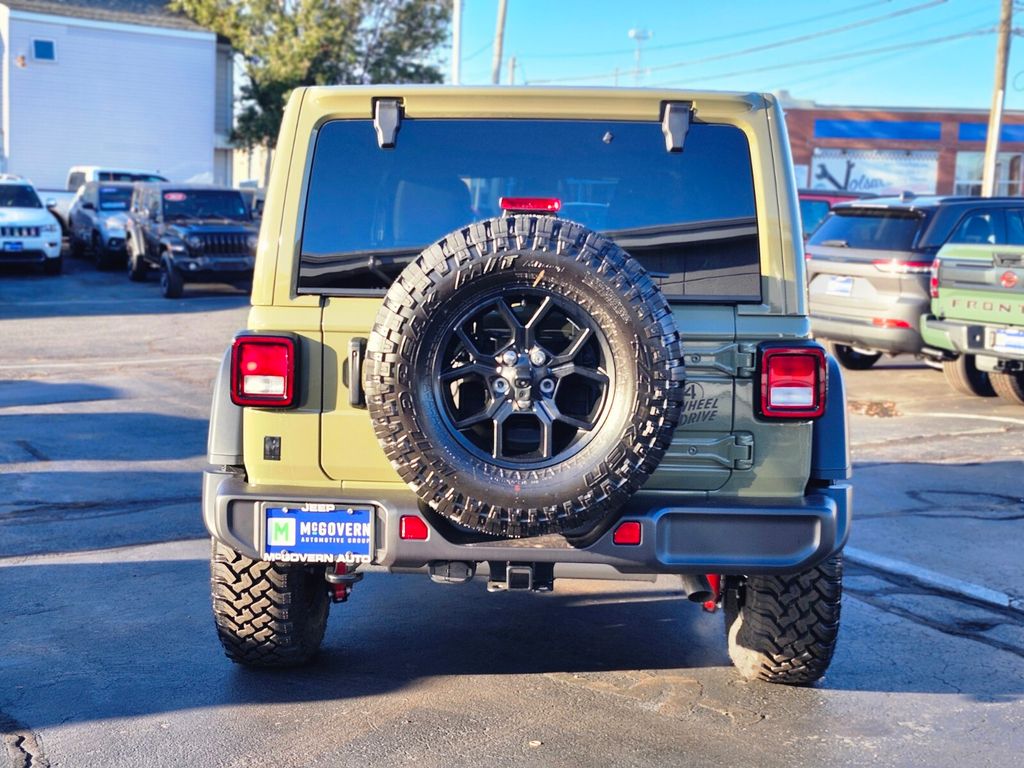 2025 Jeep Wrangler Willys photo 4