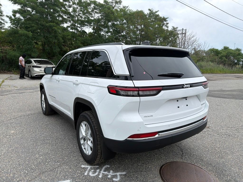 New 2026 Jeep Grand Cherokee Laredo X Sport Utility