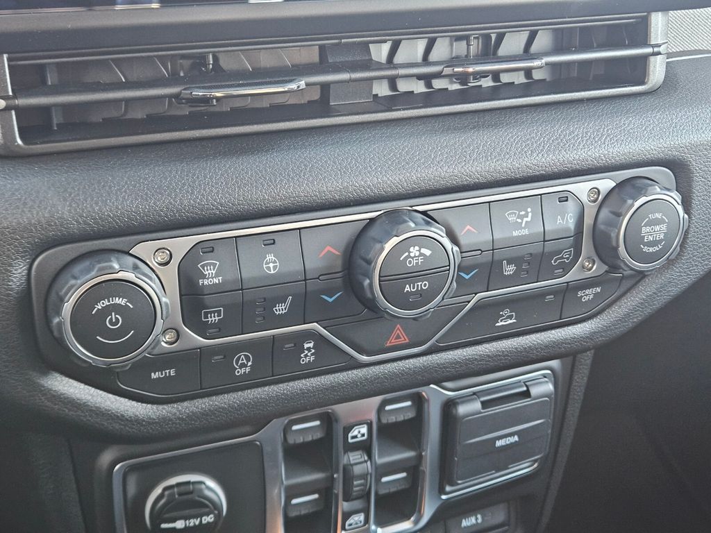 2026 Jeep Gladiator Willys - Photo 17