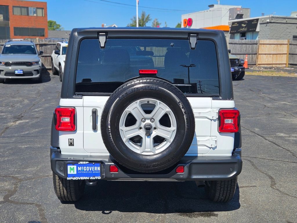 2021 Jeep Wrangler Sport S photo 3