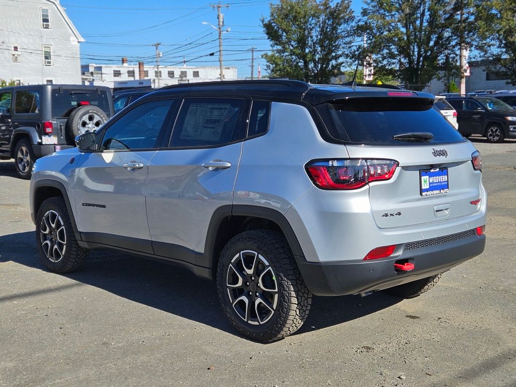 2026 Jeep Compass Trailhawk Sport photo 3