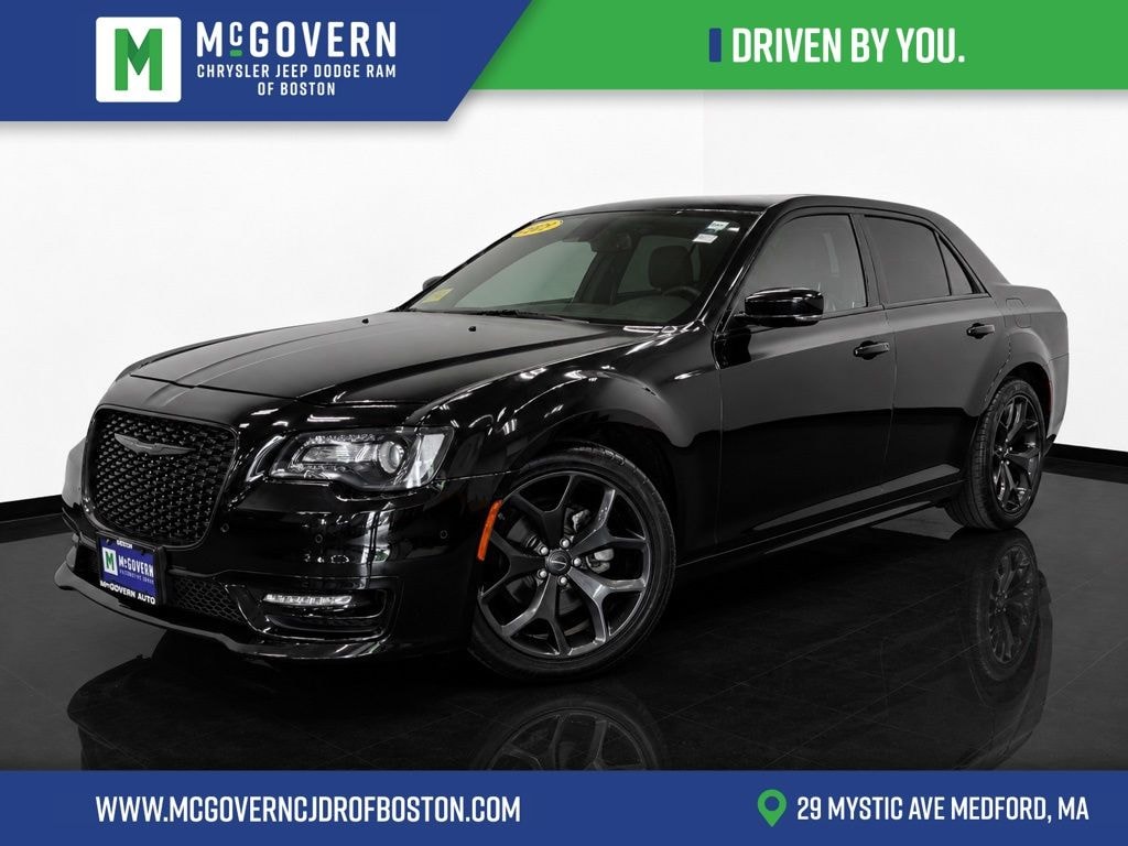 Used 2022 Chrysler 300 Touring L Sedan