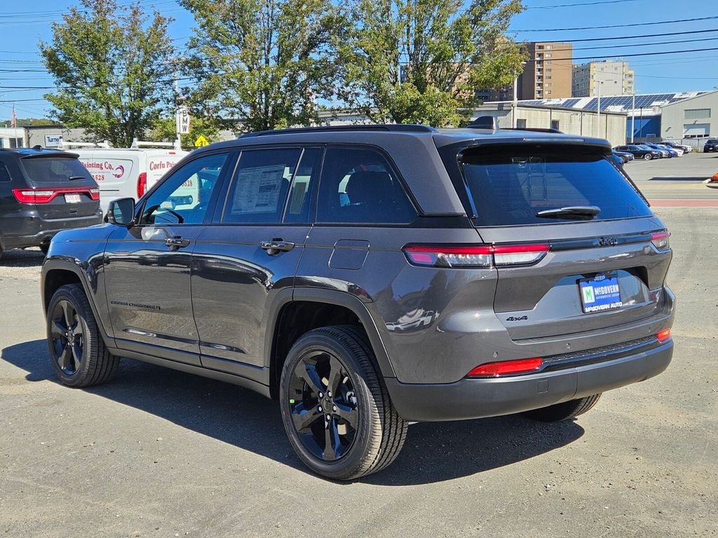New 2025 Jeep Grand Cherokee Altitude X Sport Utility