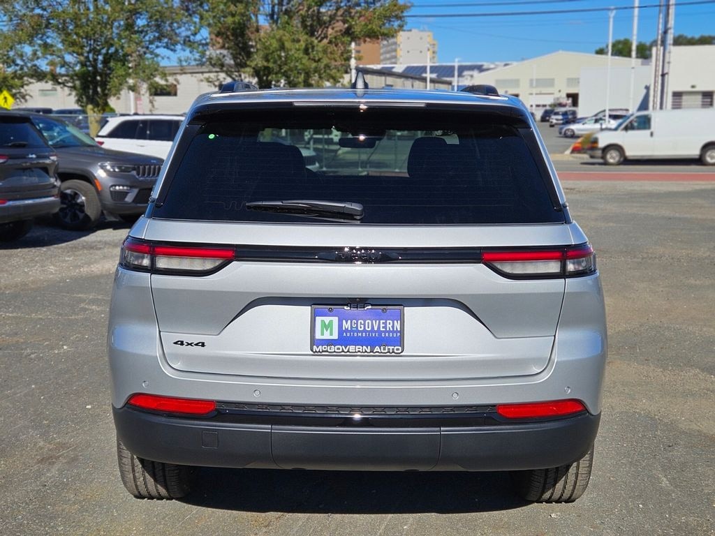 New 2025 Jeep Grand Cherokee Altitude X Sport Utility