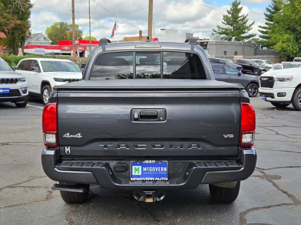2023 Toyota Tacoma TRD Off-Road V6 photo 4