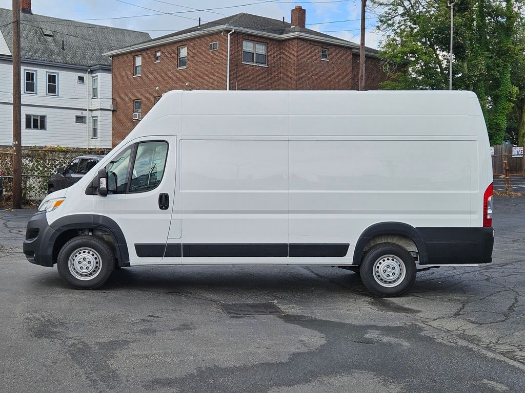 2024 Ram ProMaster 3500 Base Cargo Van photo 2