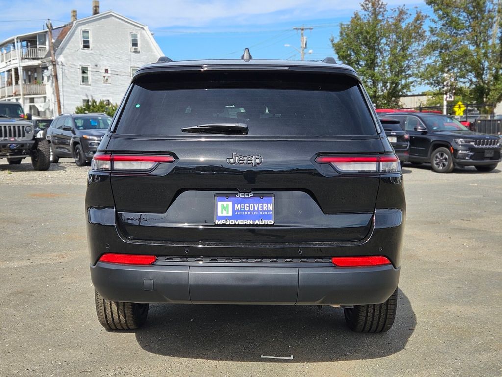 2025 Jeep Grand Cherokee Altitude X photo 4