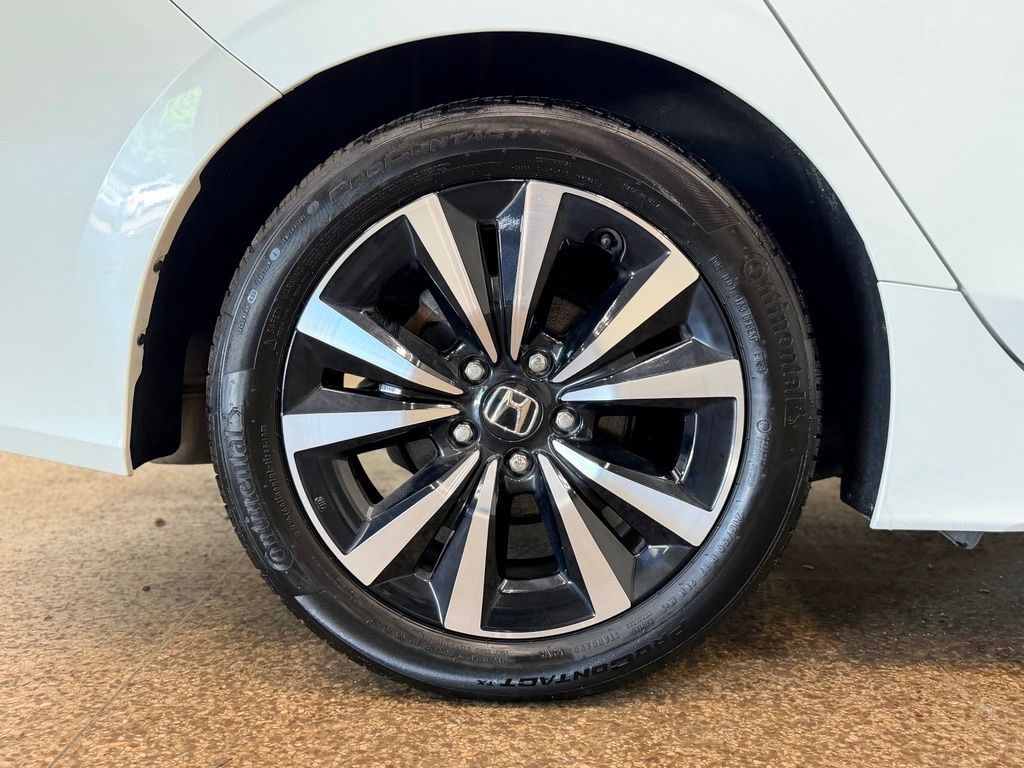 2023 Honda Civic Hatchback EX-L - Photo 25