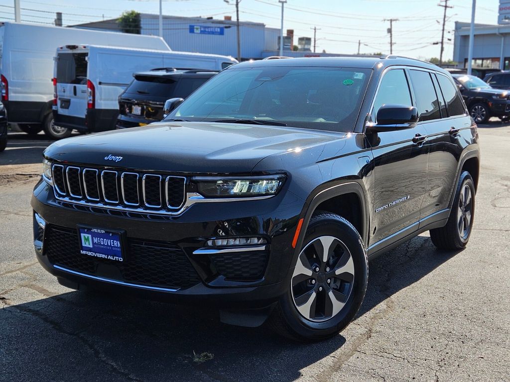 2023 Jeep Grand Cherokee 4xe SUV 