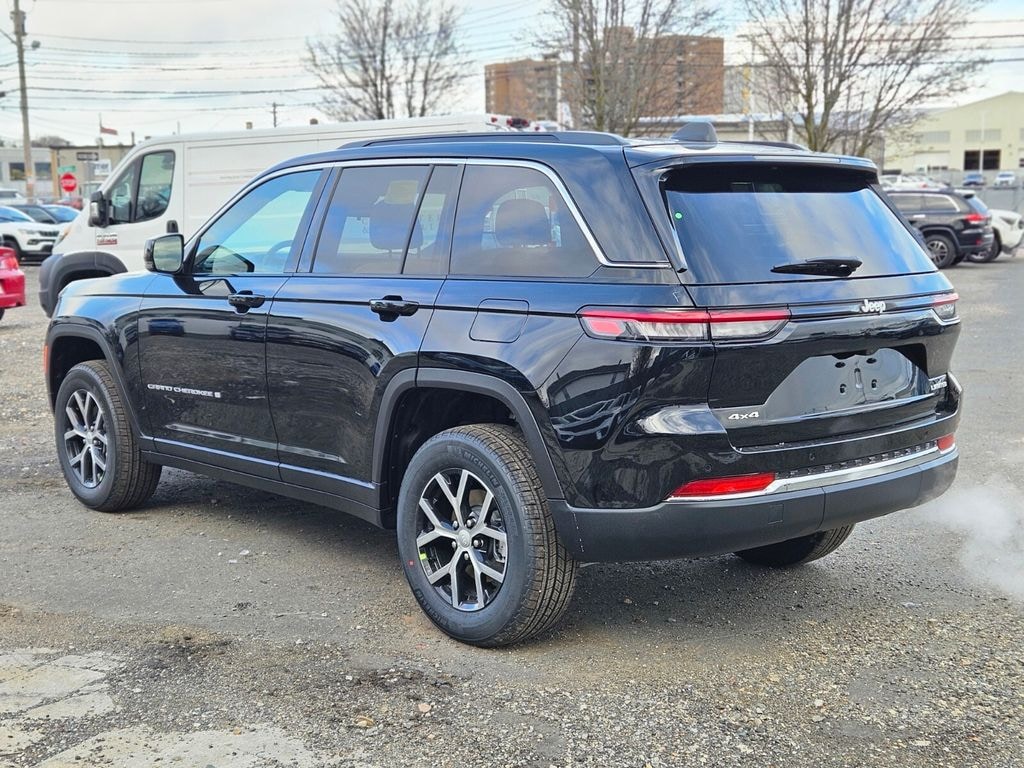 New 2025 Jeep Grand Cherokee Limited Sport Utility