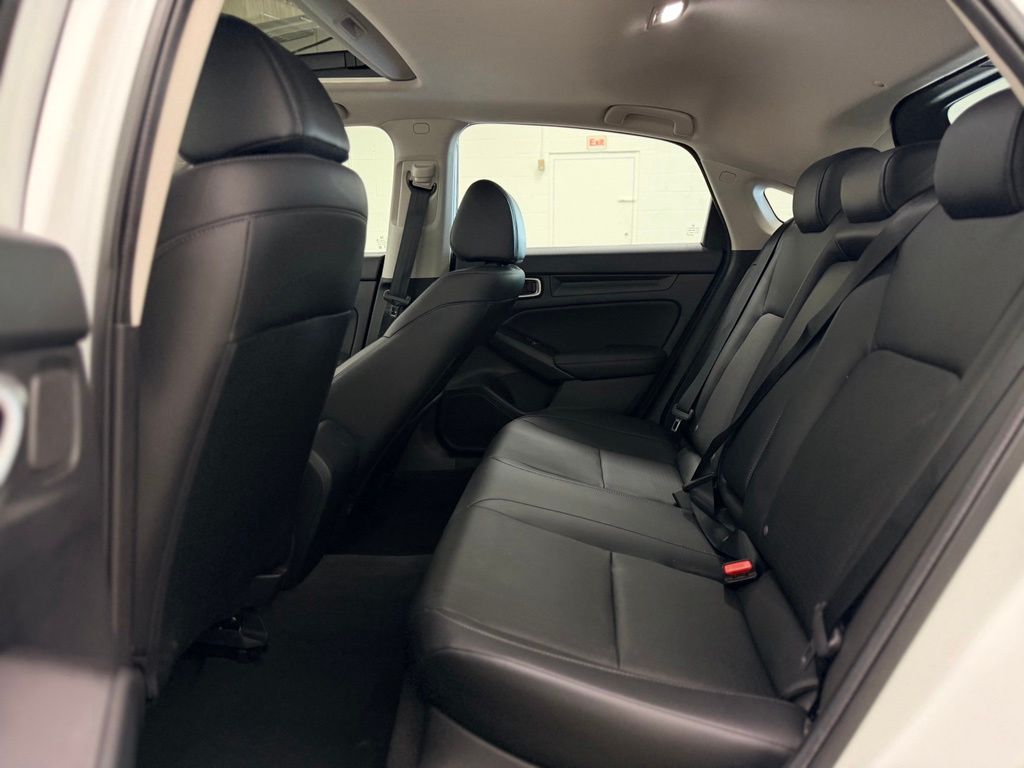 2023 Honda Civic Hatchback EX-L - Photo 23