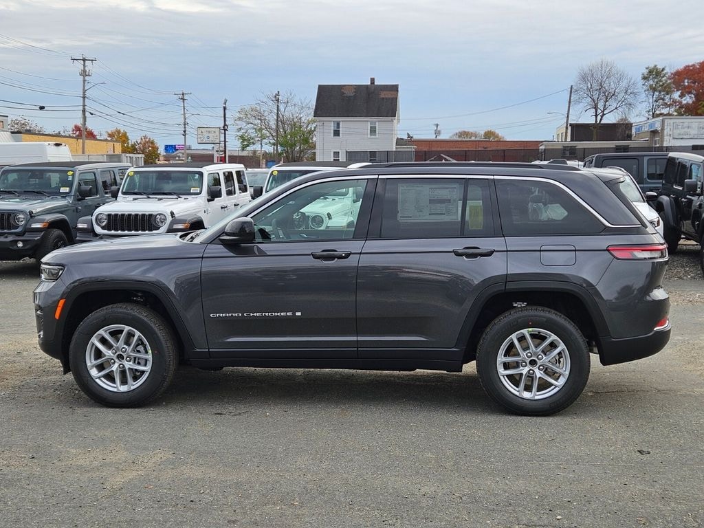 New 2025 Jeep Grand Cherokee Laredo X Sport Utility