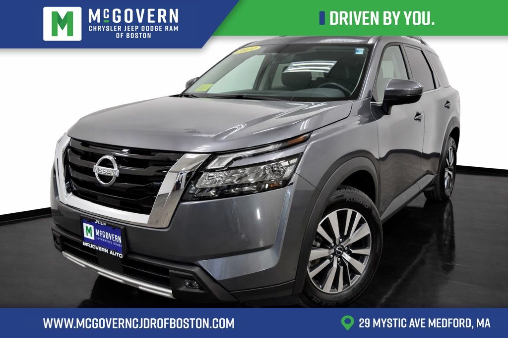 2024 Nissan Pathfinder SL