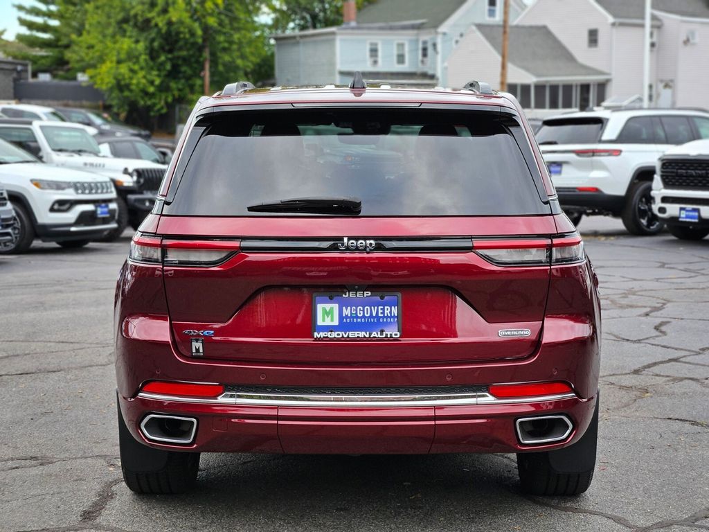 2023 Jeep Cherokee Overland 4xe photo 2