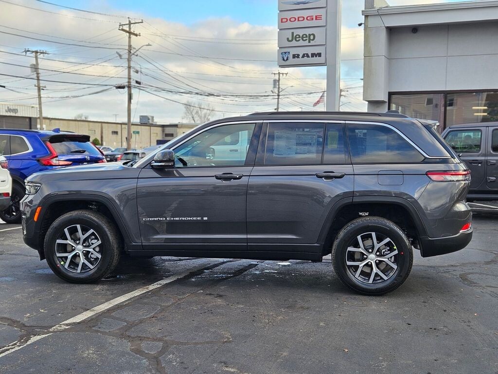 New 2025 Jeep Grand Cherokee Limited Sport Utility