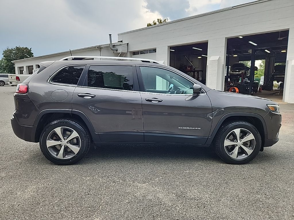 Used 2021 Jeep Cherokee Limited with VIN 1C4PJMDX5MD176132 for sale in Greenfield, MA