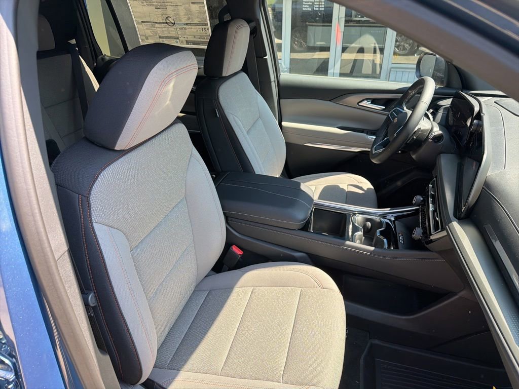 2026 Chevrolet Traverse LT - Photo 23