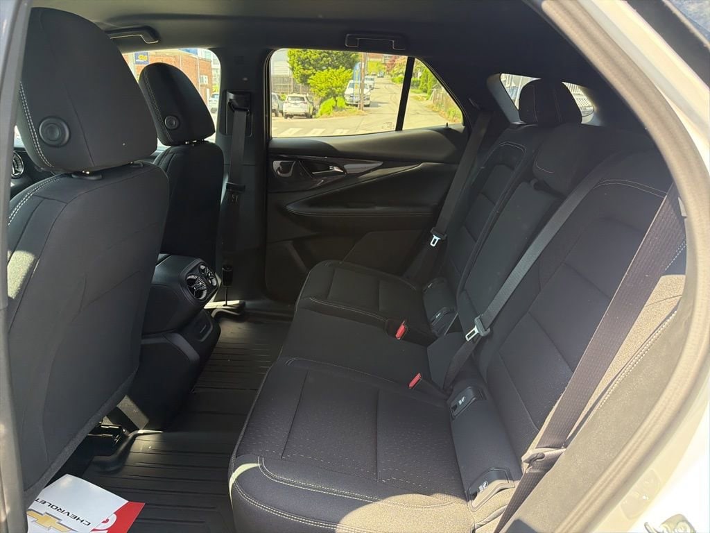 2025 Chevrolet Blazer EV LT - Photo 18