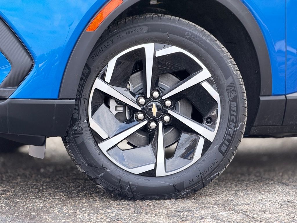 New 2026 Chevrolet Equinox EV LT 2 SUV