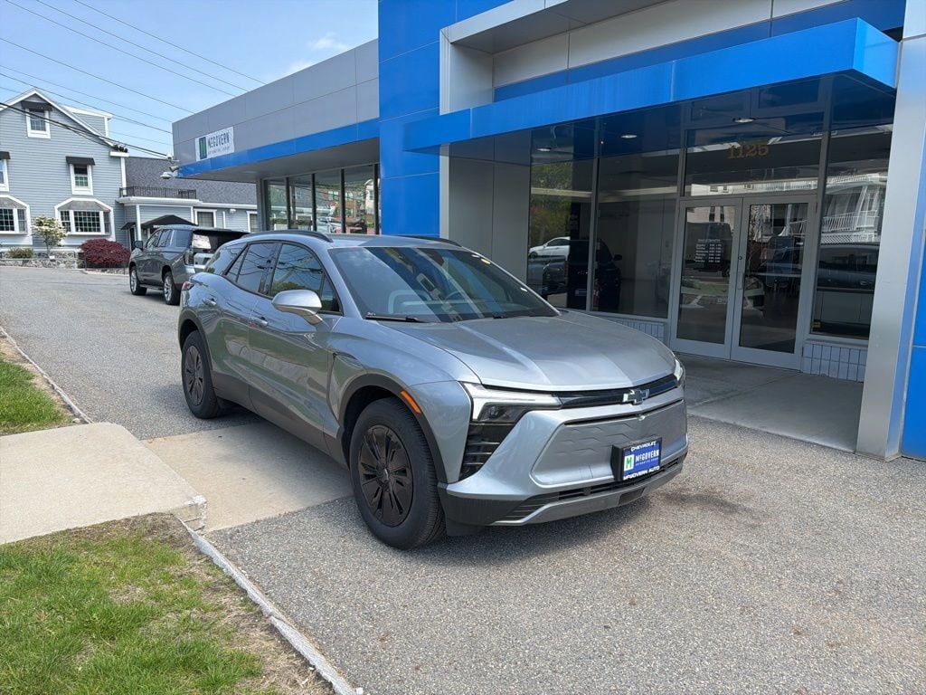 2025 Chevrolet Blazer EV LT - Photo 7
