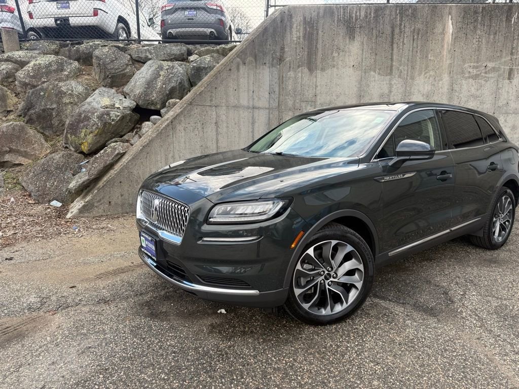 2022 Lincoln Nautilus Reserve AWD's photo