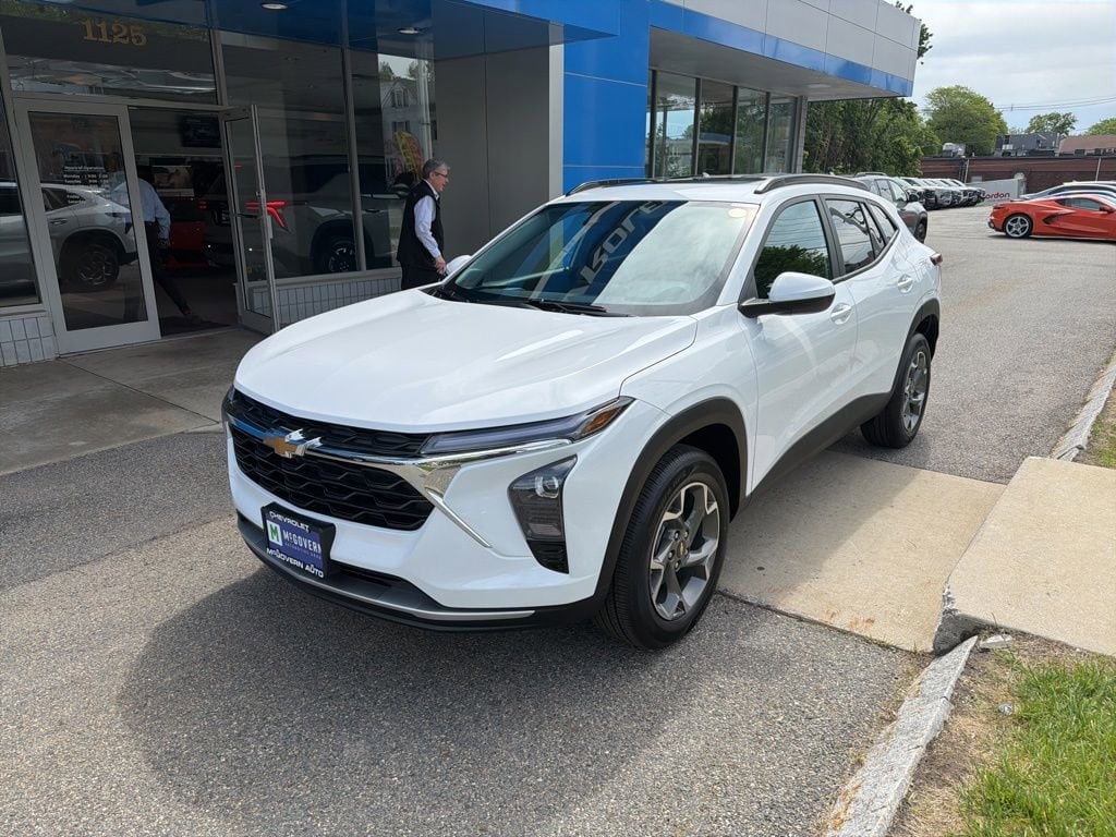 2026 Chevrolet Trax LT's photo