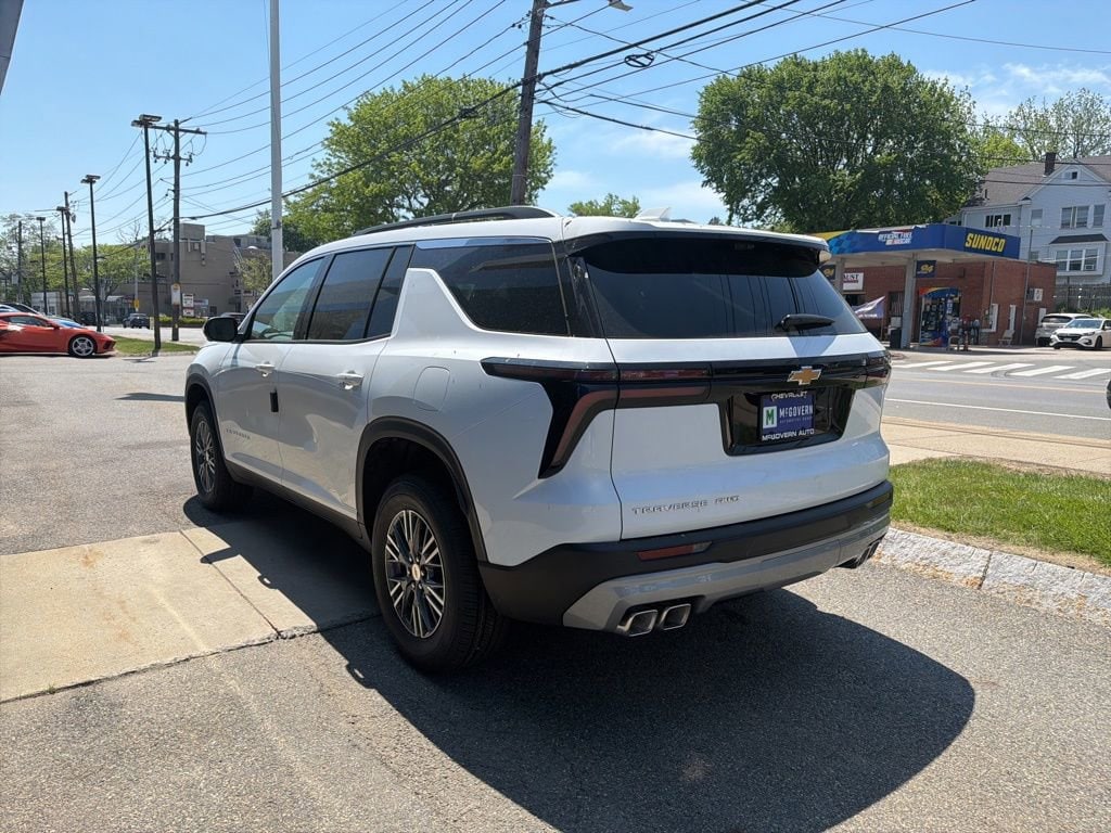 New 2026 Chevrolet Traverse LT SUV