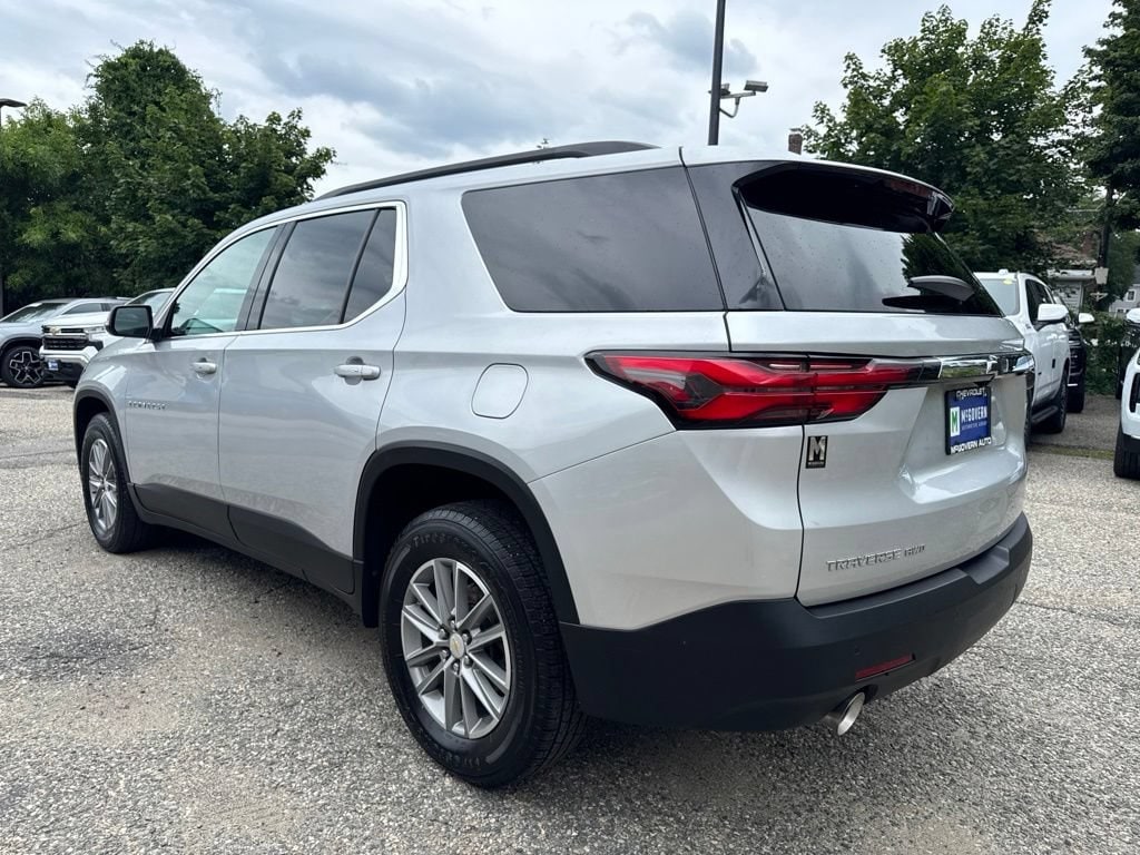 Used 2022 Chevrolet Traverse LT Cloth SUV