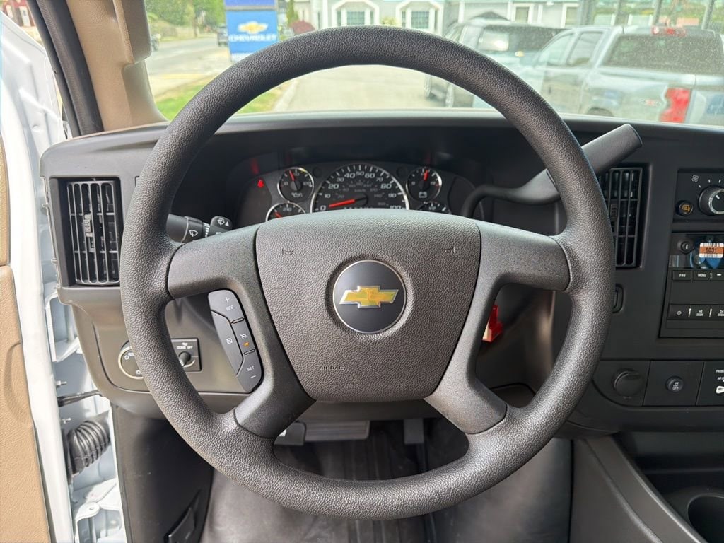 2026 Chevrolet Express Cargo Work Van - Photo 11