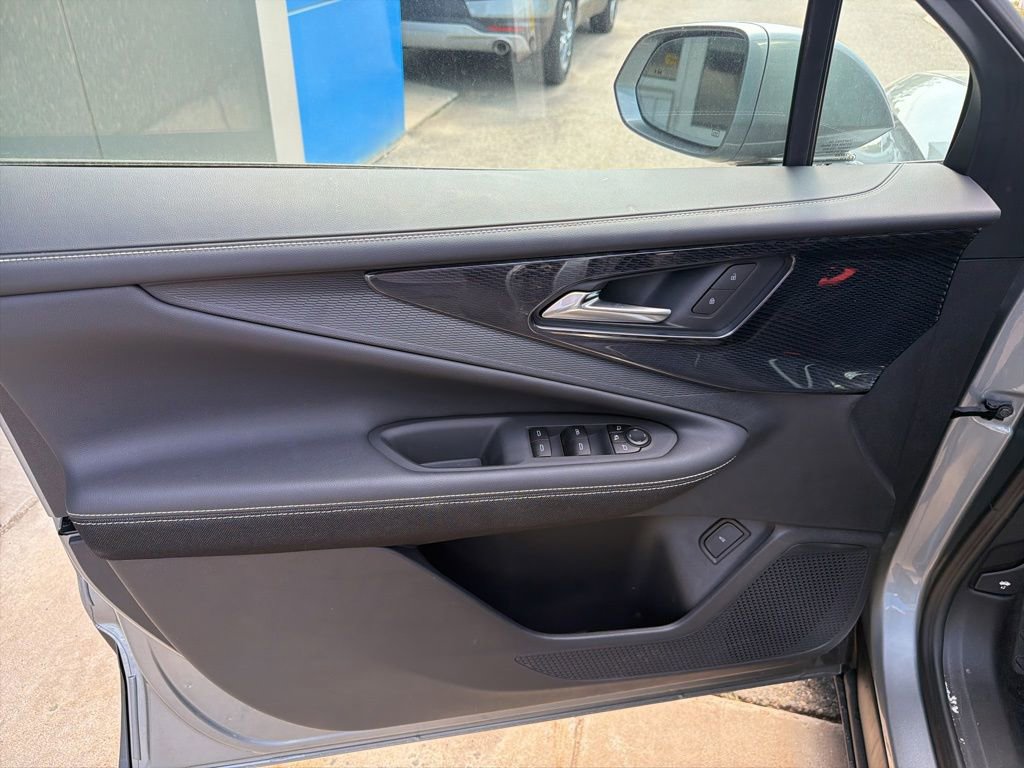 2025 Chevrolet Blazer EV LT - Photo 9
