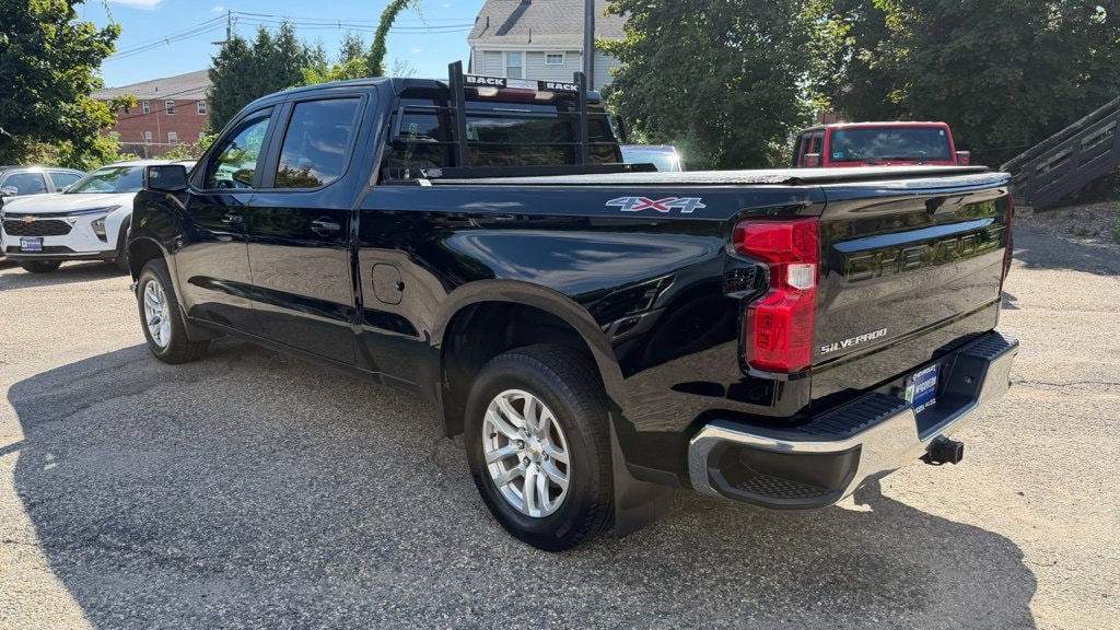 Used 2021 Chevrolet Silverado 1500 LT Truck