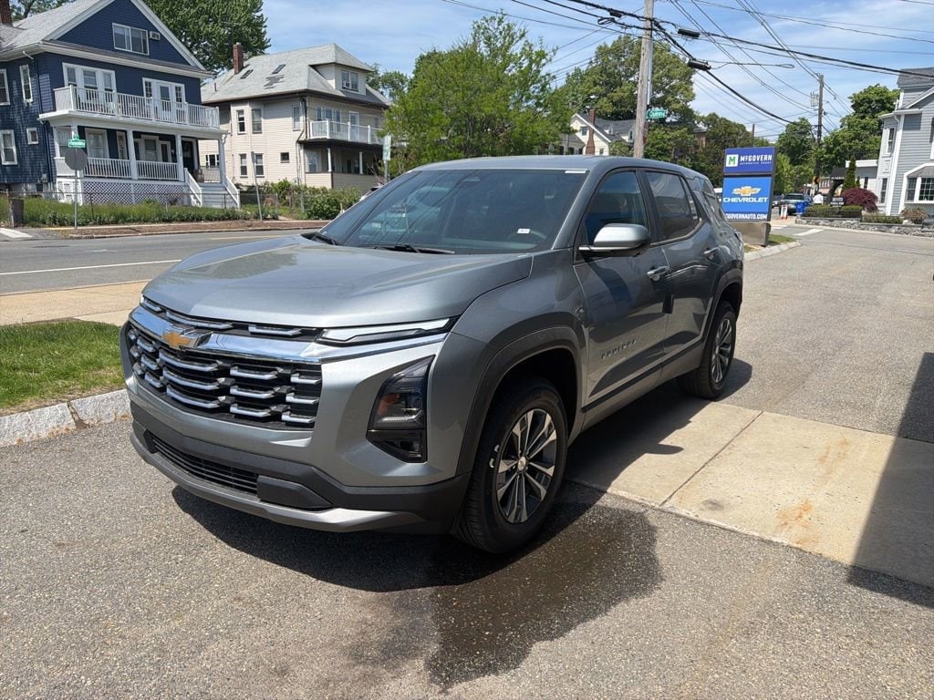 Sterling Gray Metallic 2026 Chevrolet Equinox SUV / Crossover Four-Wheel Drive Automatic