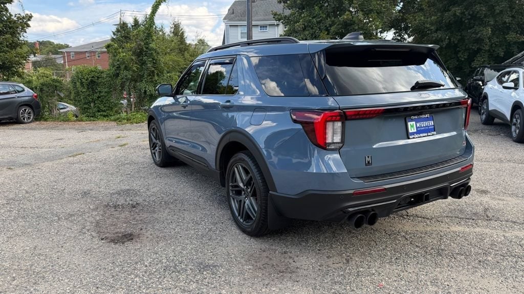 Used 2025 Ford Explorer ST