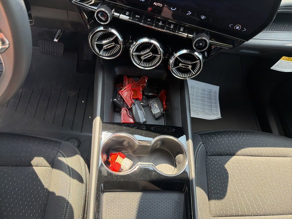 2025 Chevrolet Blazer EV LT - Photo 15