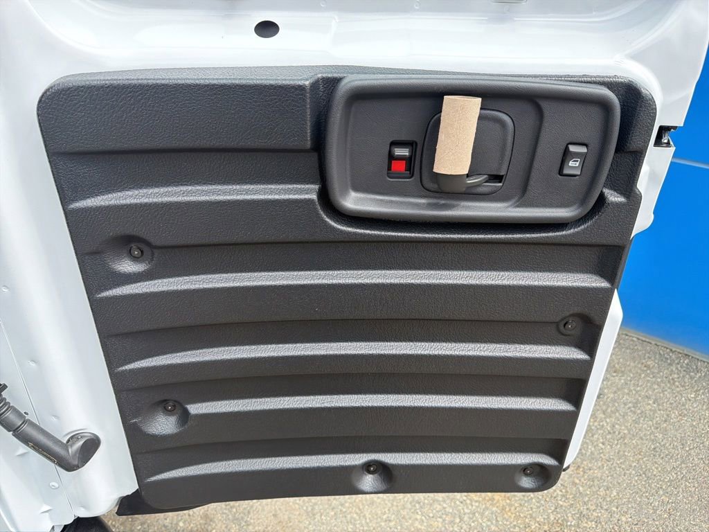2026 Chevrolet Express Cargo Work Van - Photo 20