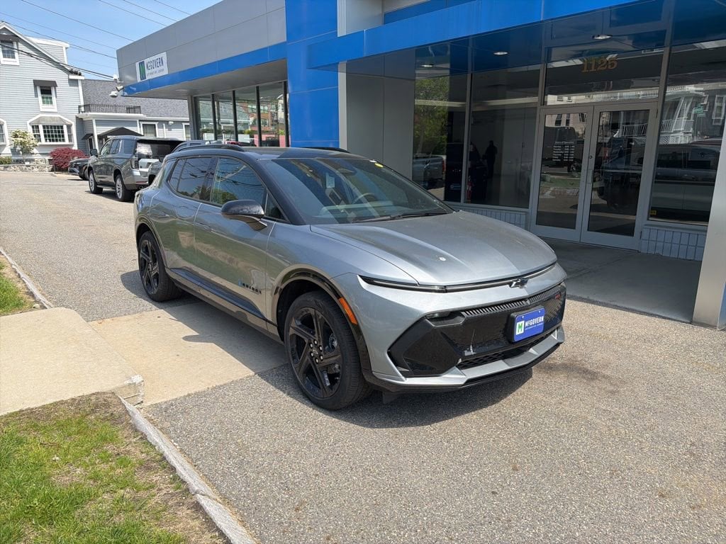 2026 Chevrolet Equinox EV RS - Photo 7