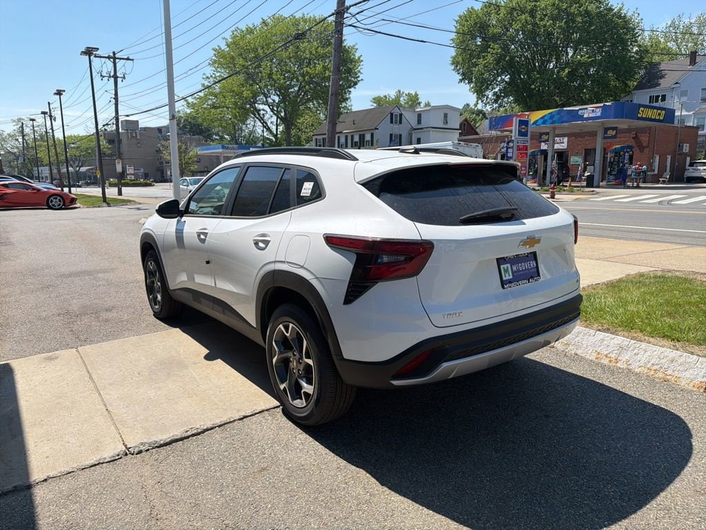 New 2026 Chevrolet Trax LT SUV