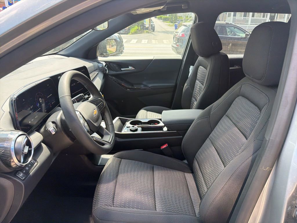 2026 Chevrolet Equinox LT - Photo 18