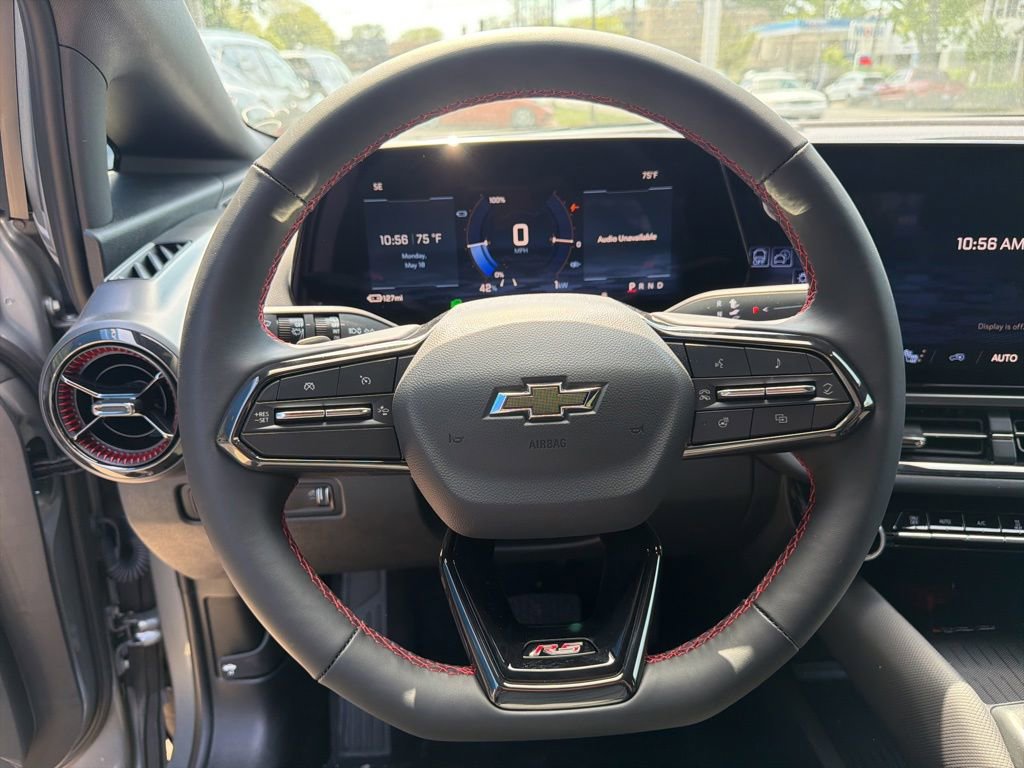 2026 Chevrolet Equinox EV RS - Photo 11