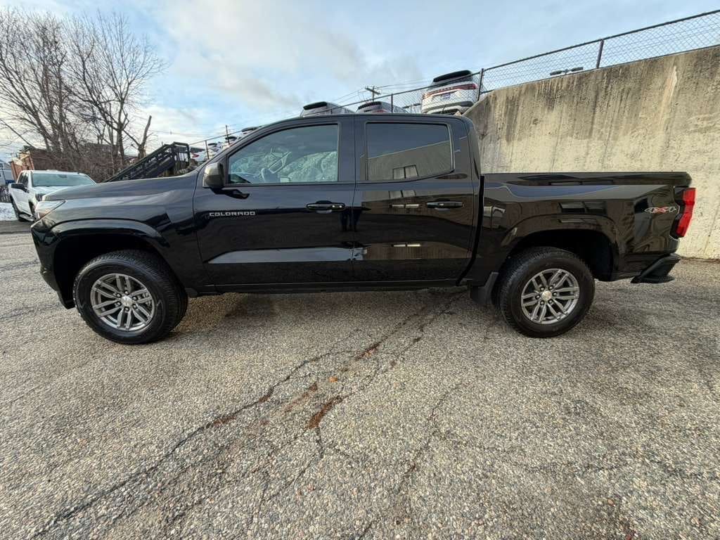 Used 2023 Chevrolet Colorado LT Truck