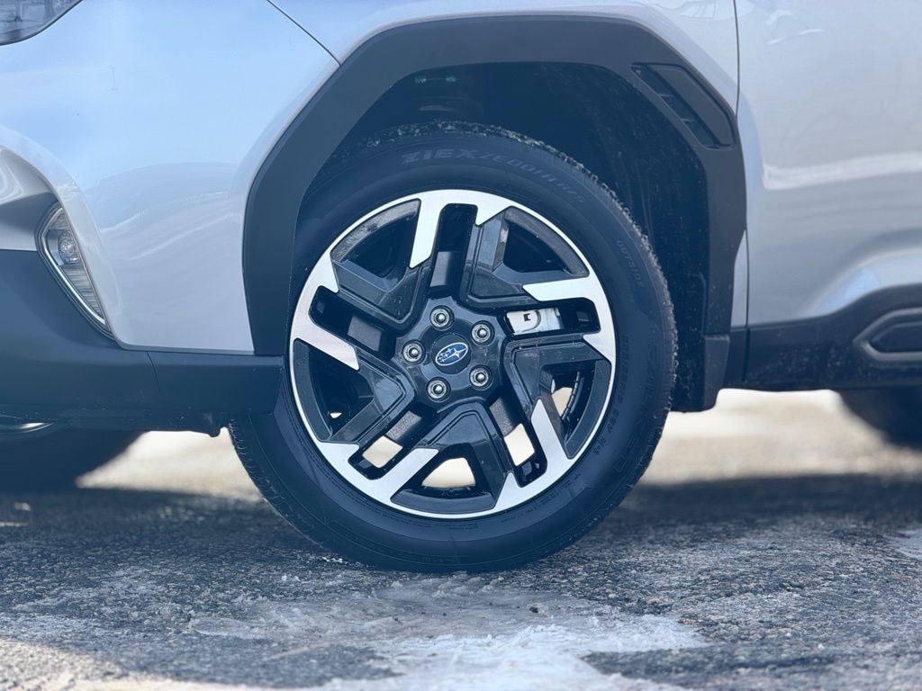 Used 2025 Subaru Forester Limited SUV