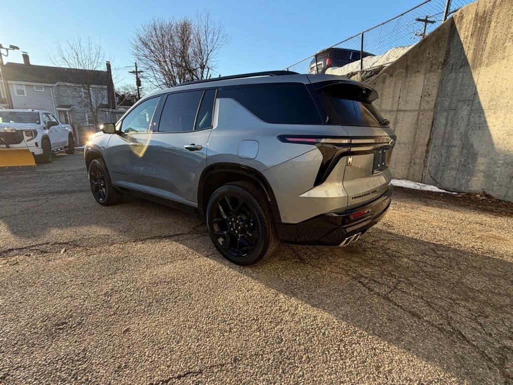New 2025 Chevrolet Traverse RS SUV