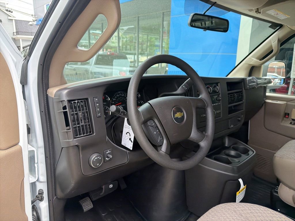 2026 Chevrolet Express Cargo Work Van - Photo 17